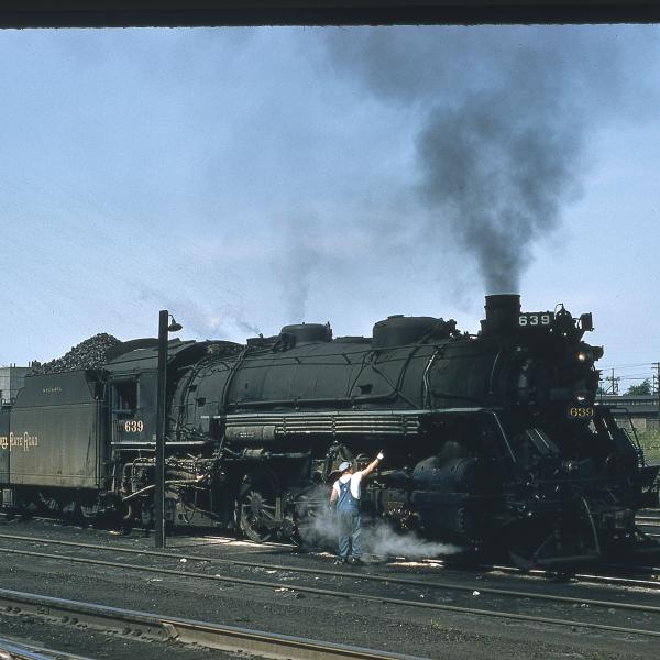 NKP 639 Bloomington IL loading the 639 for moving | The Nickel Plate ...