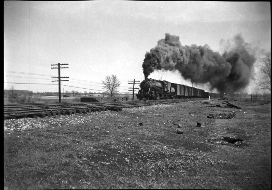 B&O 2-8-2 Unkown location | The Nickel Plate Archive