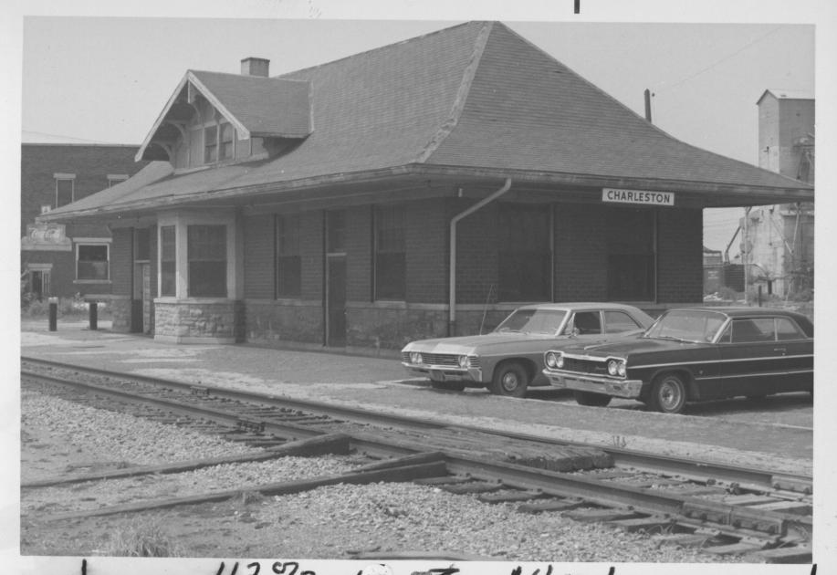 Clover Leaf Depot Charleston IL 1967 The Nickel Plate Archive