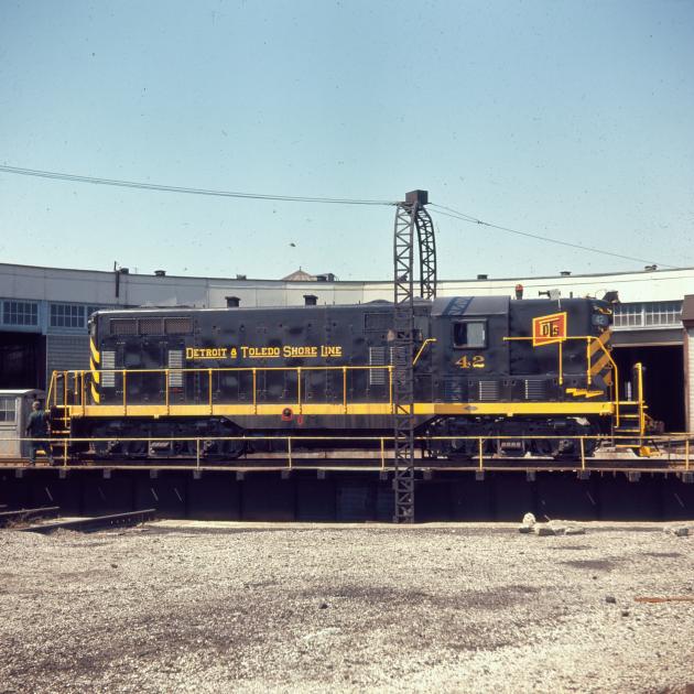 D&TSL GP7 42 Toledo OH 4-12-68 #1 | The Nickel Plate Archive