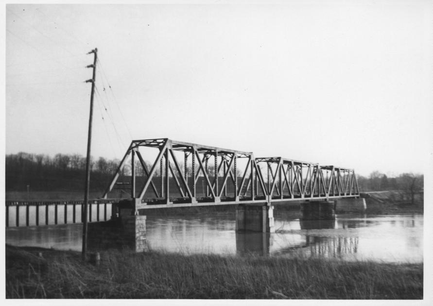 LE&W Bridge Peru IN Wabash River side view | The Nickel Plate Archive