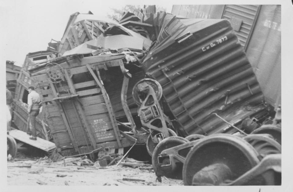 LE&W Wreck GibsonCity Il 10141954 View 10 The Nickel Plate Archive