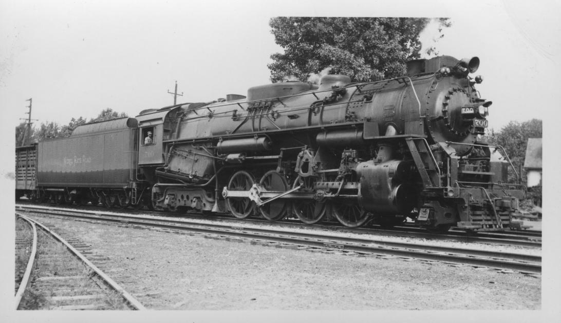 NKP Class S 700 St.Marys OH 1940's | The Nickel Plate Archive