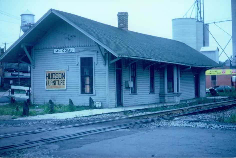 NKP Depot OH Front view 9274 The Nickel Plate Archive