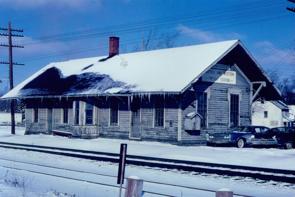 Nkp Depot Painesville Oh East Side View 2-17-73 