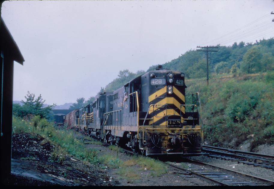 NKP GP7 428 Toledo OH 9-4-1966 | The Nickel Plate Archive