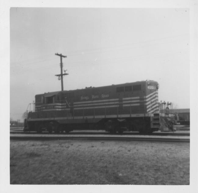 NKP GP7 435 East Wayne IN 4-19-1954 | The Nickel Plate Archive