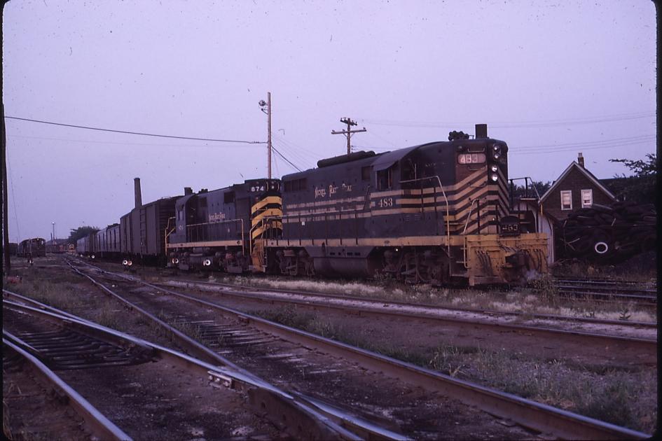 NKP GP9 483 Buffalo NY 7-1963 | The Nickel Plate Archive