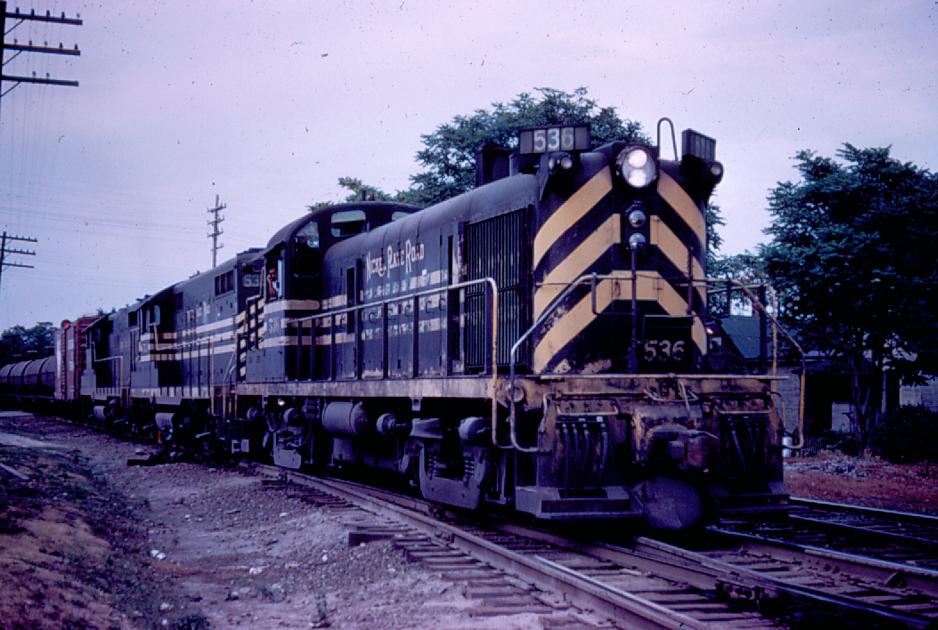NKP RS3 536 headon view with train | The Nickel Plate Archive