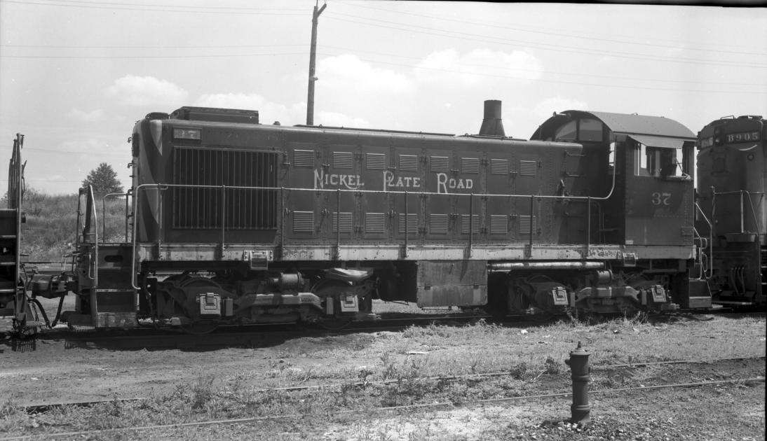 NKP S2 37 Brewster OH 7-5-1965 GAR | The Nickel Plate Archive