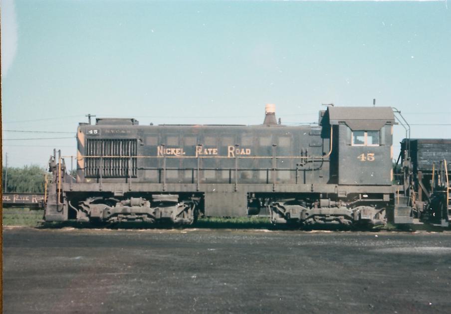 NKP S2 45 Bellevue OH 4-1-67 #2 | The Nickel Plate Archive