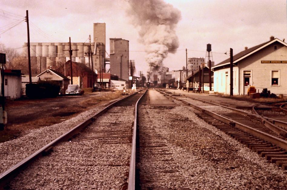 NKP View Fostoria OH 1950 The Nickel Plate Archive