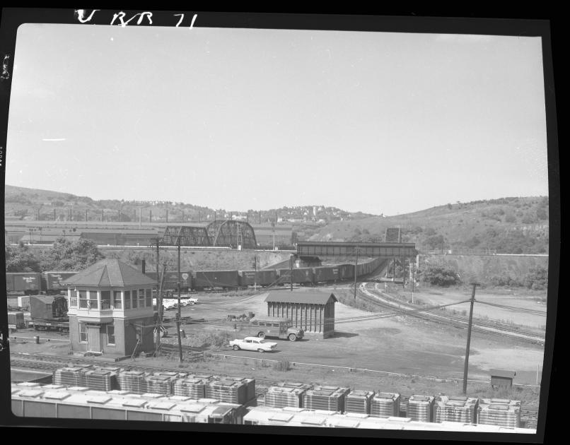 URR71 - NKP container gondolas and boxcar Duquesne PA ca.1960 | The ...