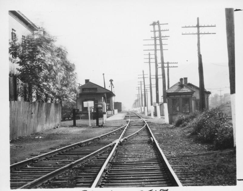 W&LE Depot Yorkville OH 1928 | The Nickel Plate Archive