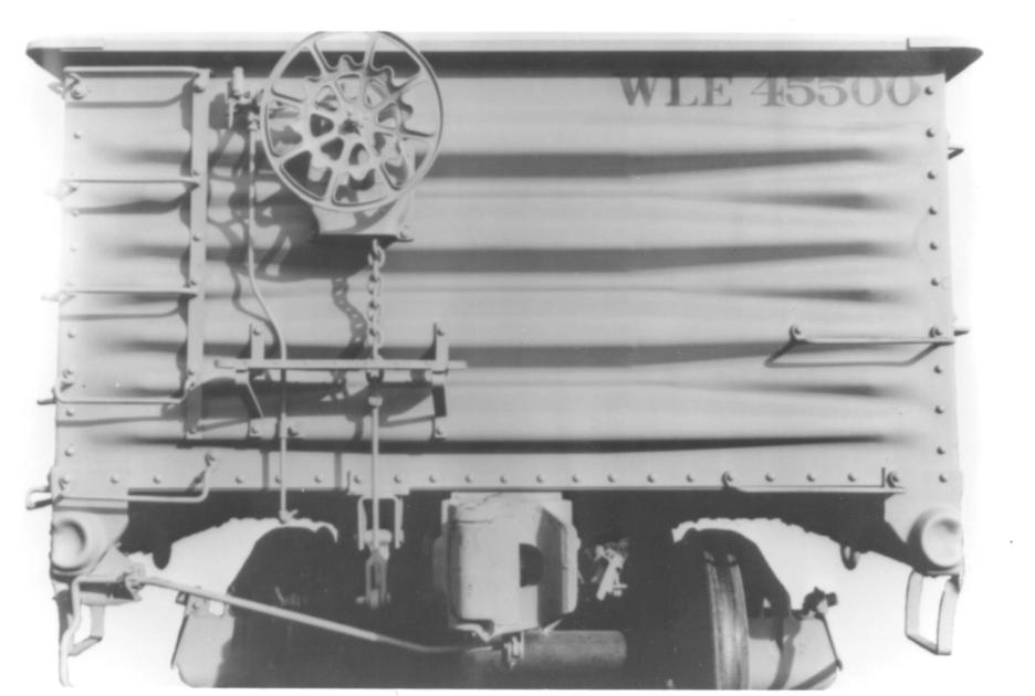 w-le-gondola-45500-end-view-the-nickel-plate-archive