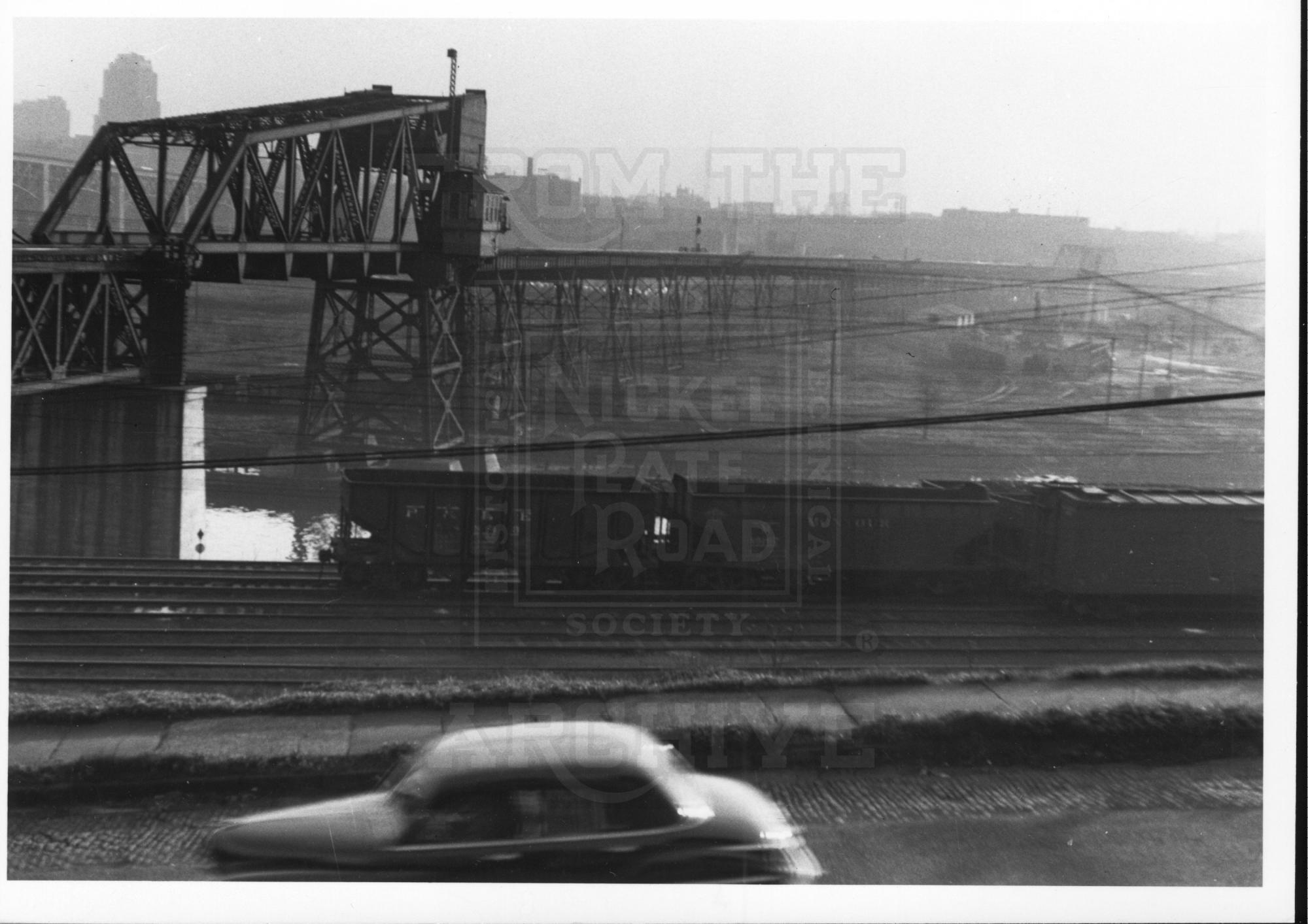 n kページ NKP Bridge Cleveland OH Cuyahoga River 1940's | The Nickel Plate